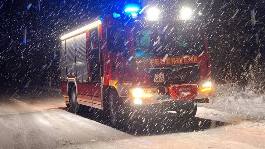 B1, brennt Auslass auf der Straße