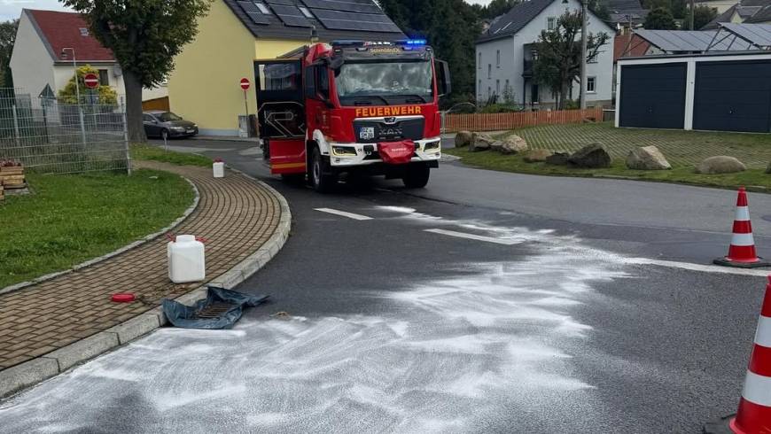 H1, Ölspur im Kreuzungsberreich