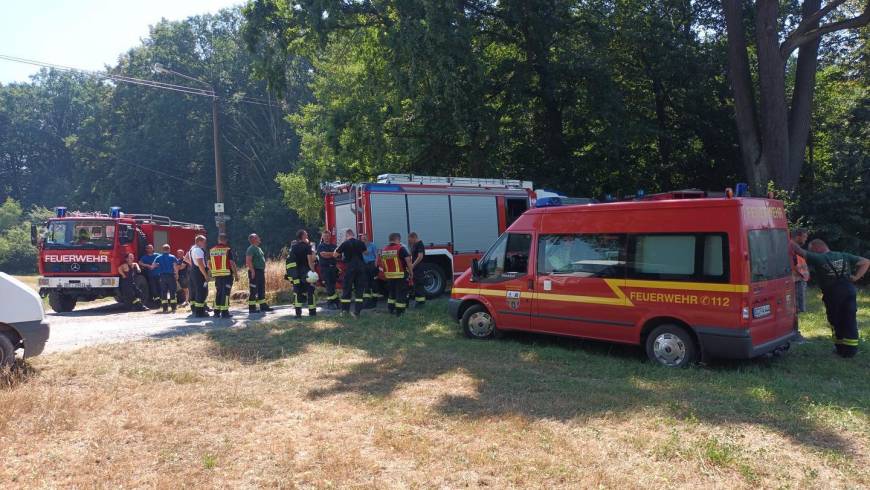 B2, Starke Rauchentwicklung neben der Schienen