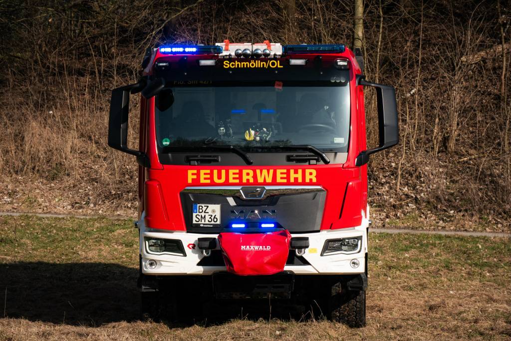 Feuerwehr Schmölln-Putzkau: B1, Rauchentwicklung im Freien